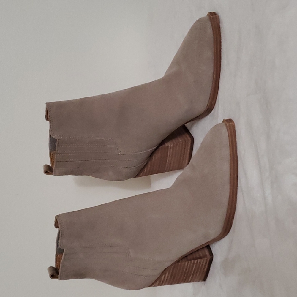 Marc Fisher mid calf boots.  Taupe, size 8, minimal wear.